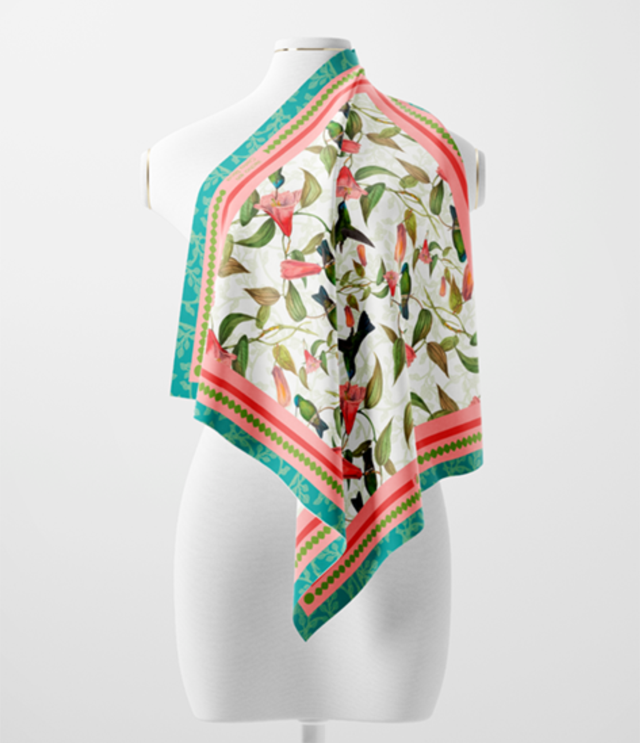 Pañuelo Carmen Vintage con diseño inspirado en colibríes y naturaleza de Costa Rica.